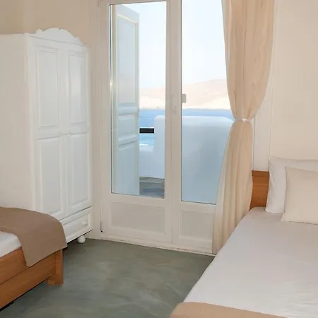 Kappas Agios Sostis (Mykonos)